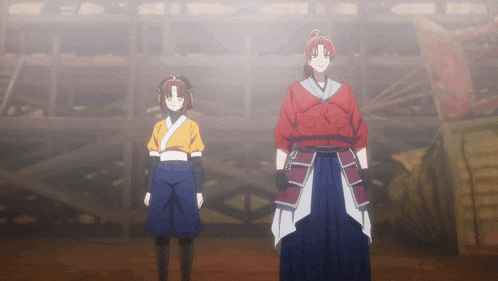 Aqua and Himekawa bowing on stage
